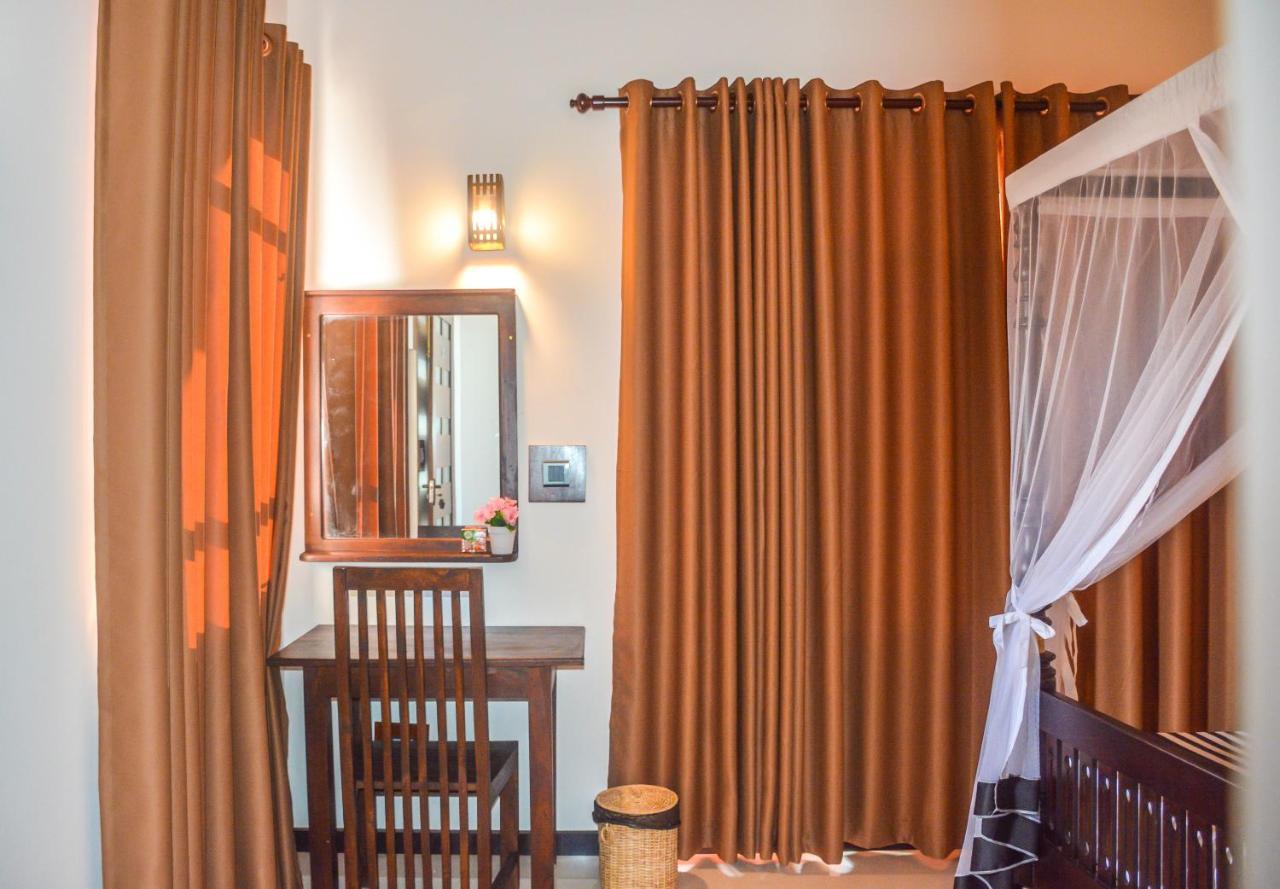 Janu Homestay Tangalle Εξωτερικό φωτογραφία