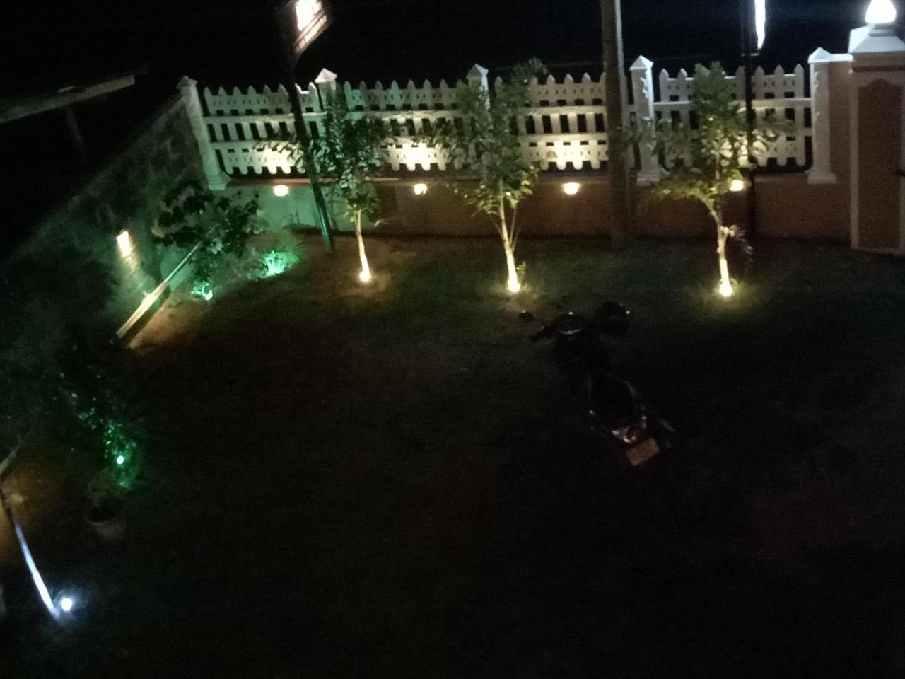 Janu Homestay Tangalle Εξωτερικό φωτογραφία